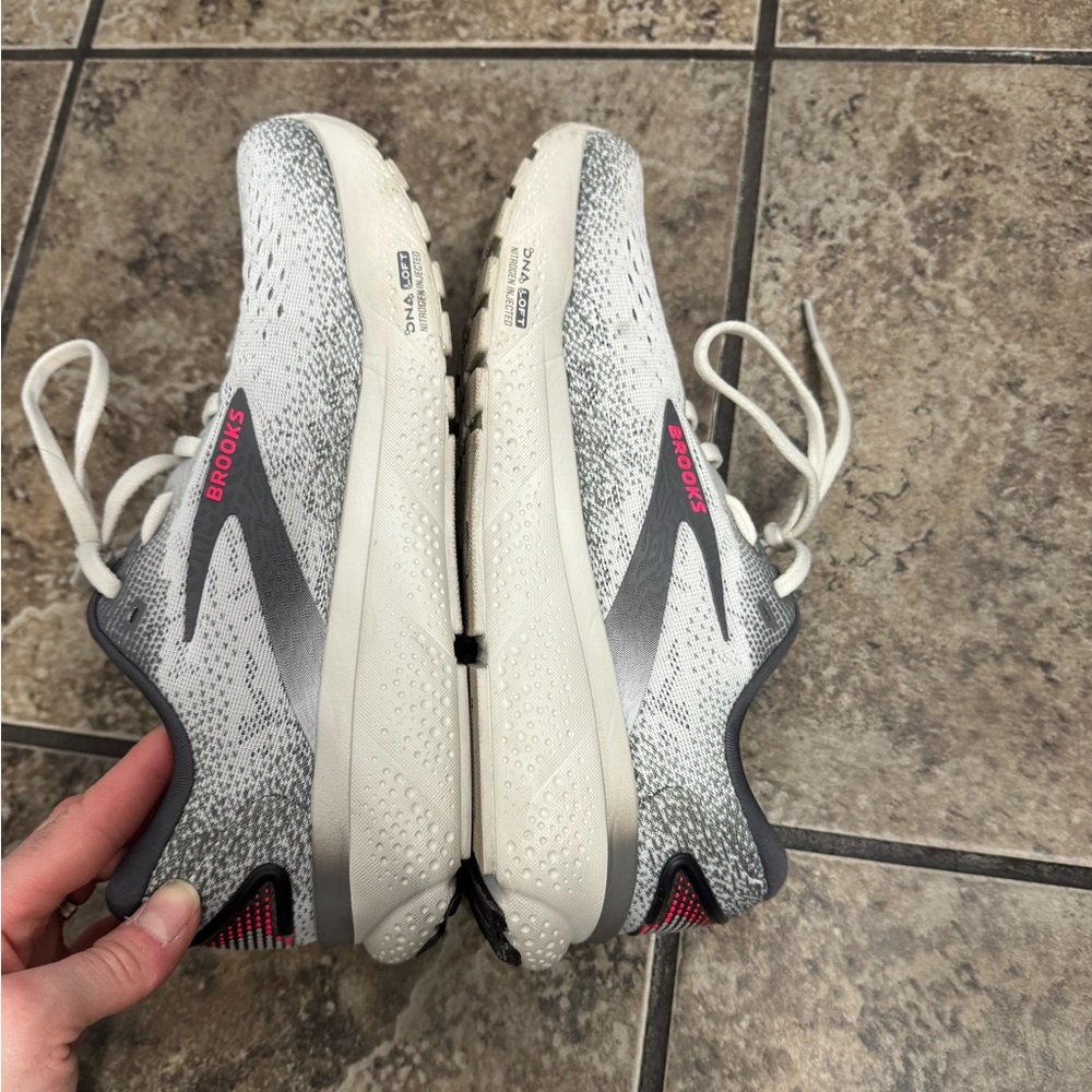 Womens Brooks Ghost 16 size 7.5 - Picture 6 of 7